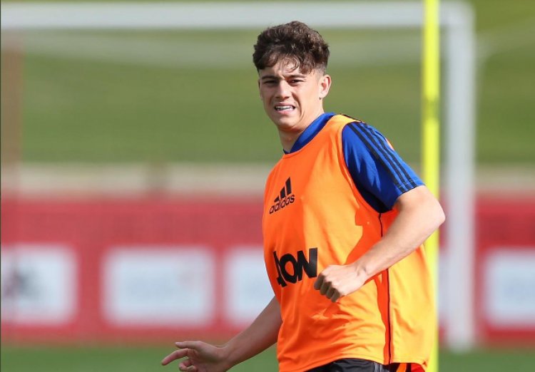 Daniel James to join Leeds if Sancho's move is complete