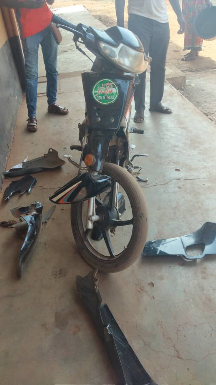 Supporters of former NPP Parliamentary Candidate Attack NTV, Destroys Journalist Motorbike
