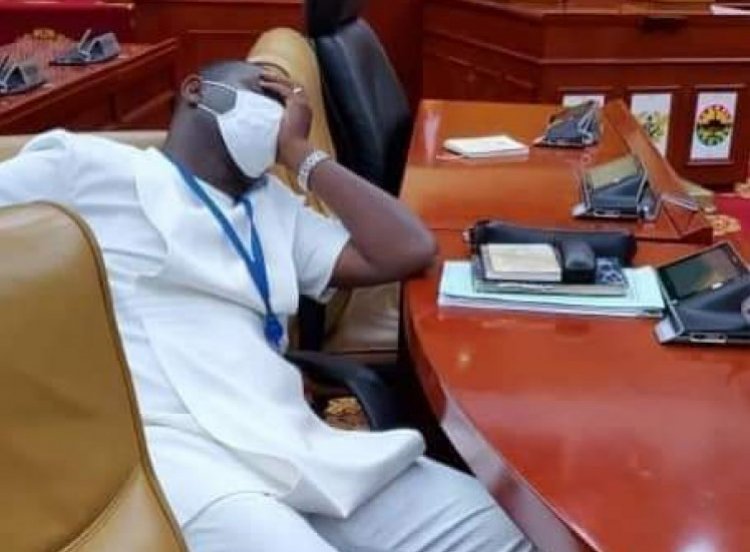 NPP MPs sleep on Guard at Parliament To Take Over Majority Side
