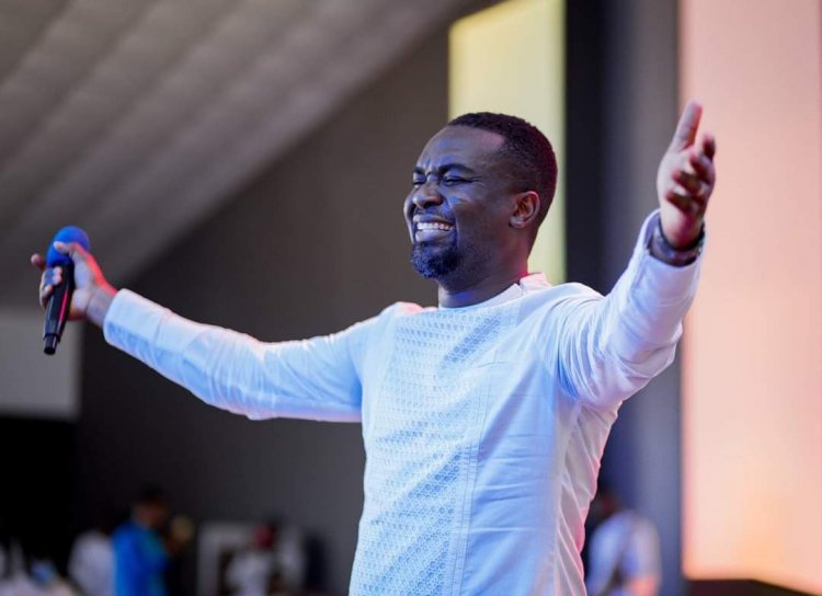 Joe Mettle Reveals how it felt to Perform at J.J Rawlings Funeral Ceremony