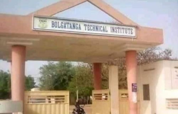 Police 'brutalize innocent’ Boltech students over clash