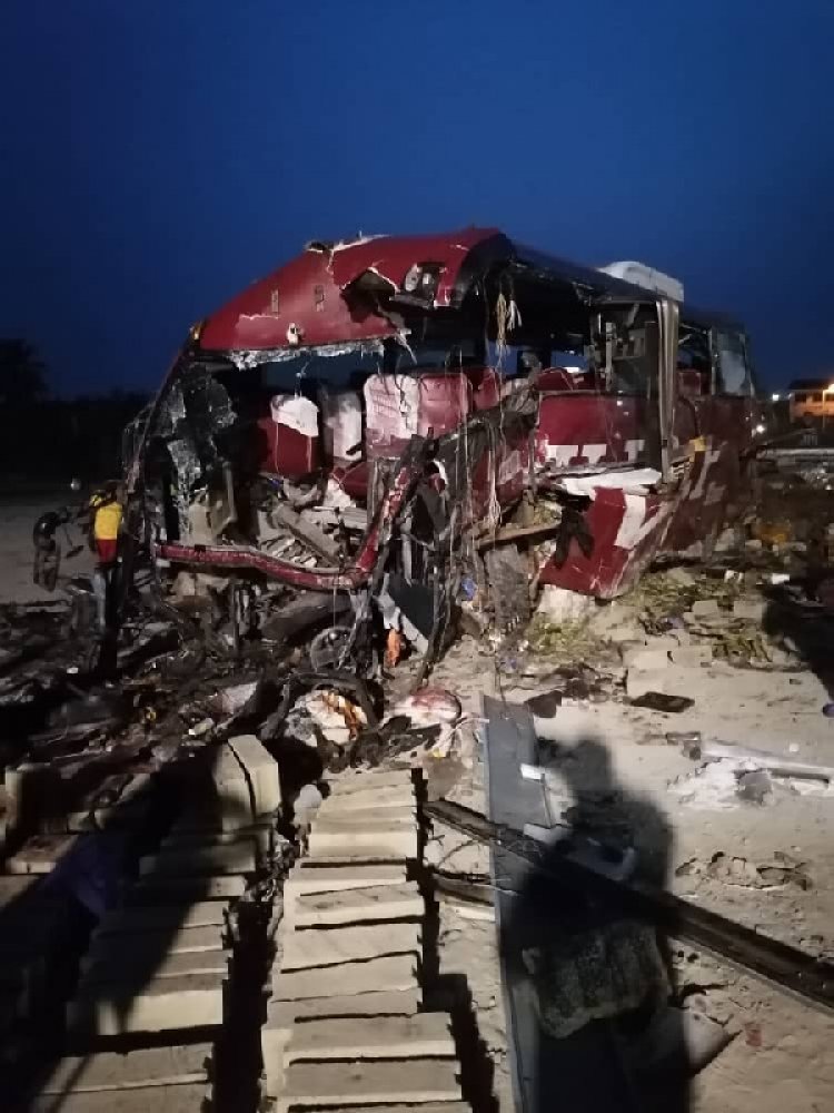 16 die in accident at Akim Asafo