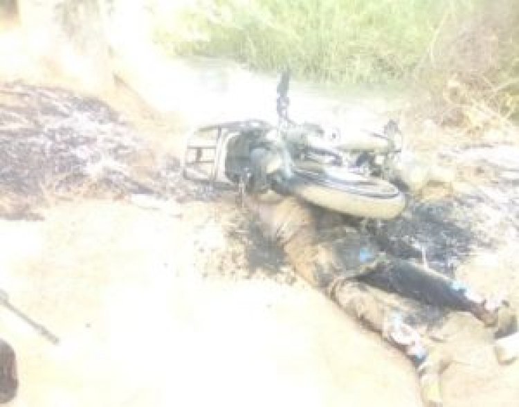 Two armed robbers killed; one burnt with his motorbike (Photo)