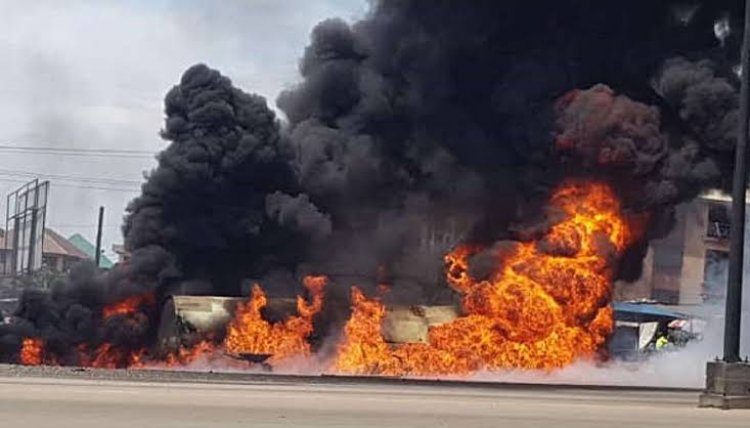Tanker Catches Fire On Otedola Bridge