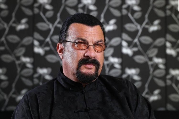 Steven Seagal Pledges Support To Pro-Putin Political Party In Russia
