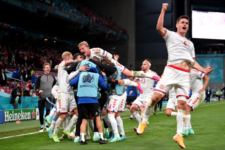 Denmark shines to make the knockout stage in astonishing fashion
