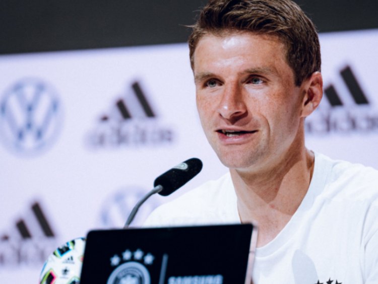 It hurts like hell to have missed that golden chance - Thomas Muller admits