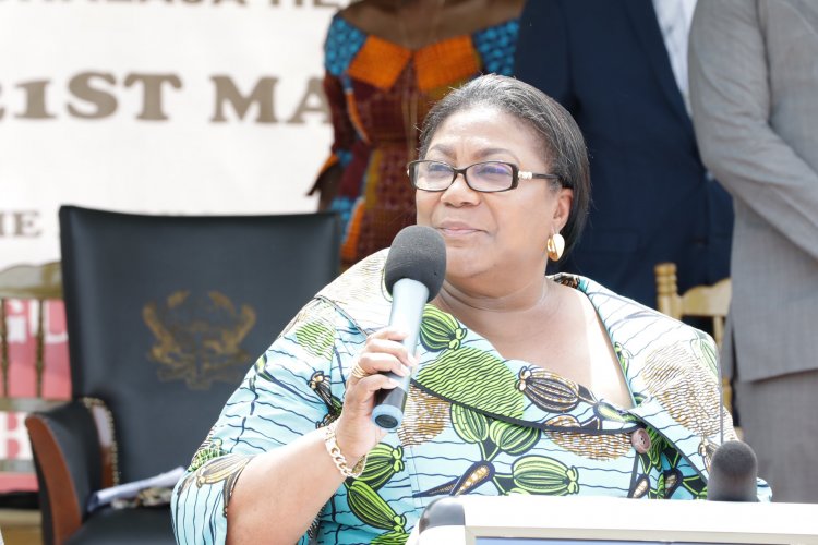 First Lady, Mrs Rebecca Akufo-Addo refunds amount of GH899,097.84 through her CBG