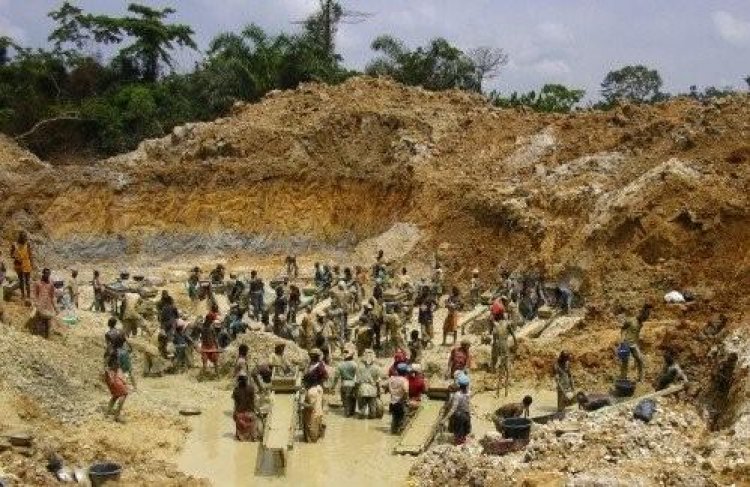 Over 300 Illegal Miners Invade Concession of Mining Company in Kwahu 