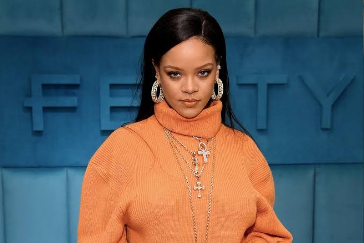 'Rihanna Is Now Officially A Billionaire' - Forbes