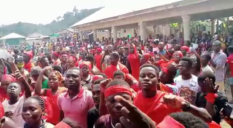  Angry youth of Wassa Nkakaa clashes with Chinese mining company over Land concession