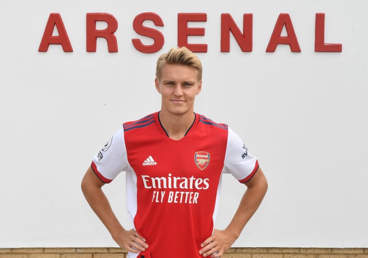 Arsenal confirm Martin Odegaard’s £34m transfer from Real Madrid