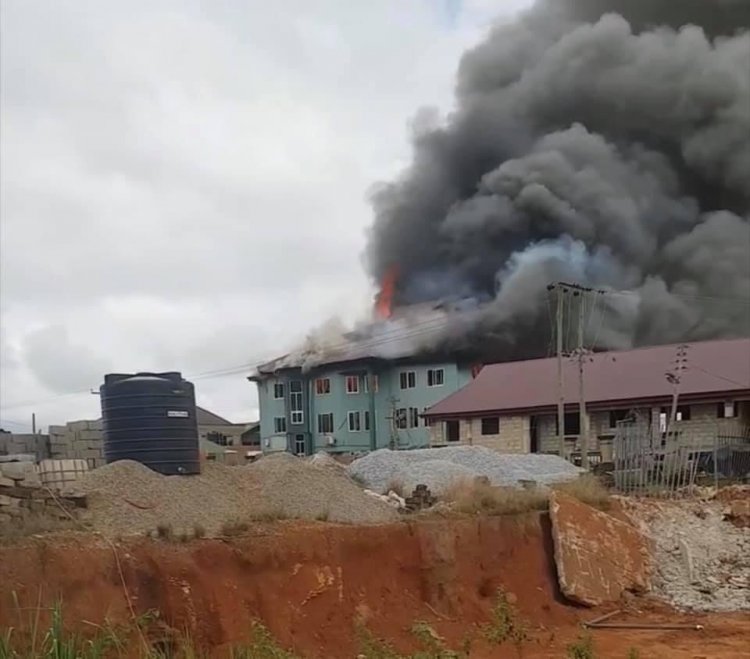 Ashanti Region, Fire guts Gary Marvin Hospital at Kotwi