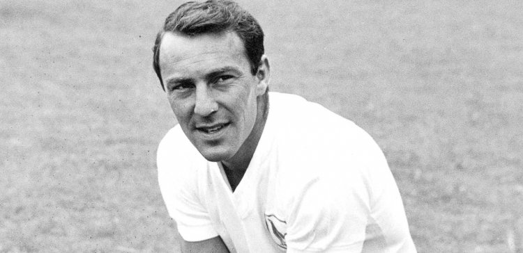 Tottenham Legend Greaves dies at 81