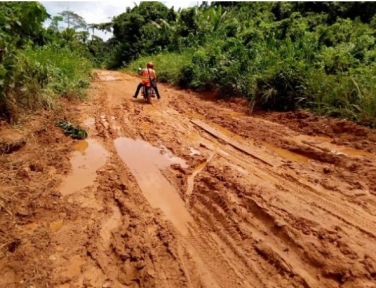 Ayensua Residents cries over poor roads network 