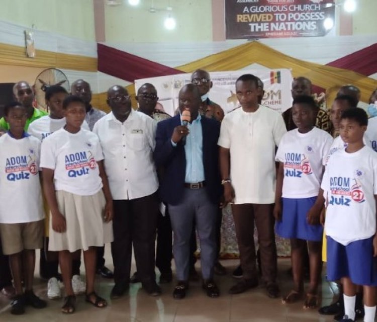 Upper West Akyem MP launches students quiz and best teacher award