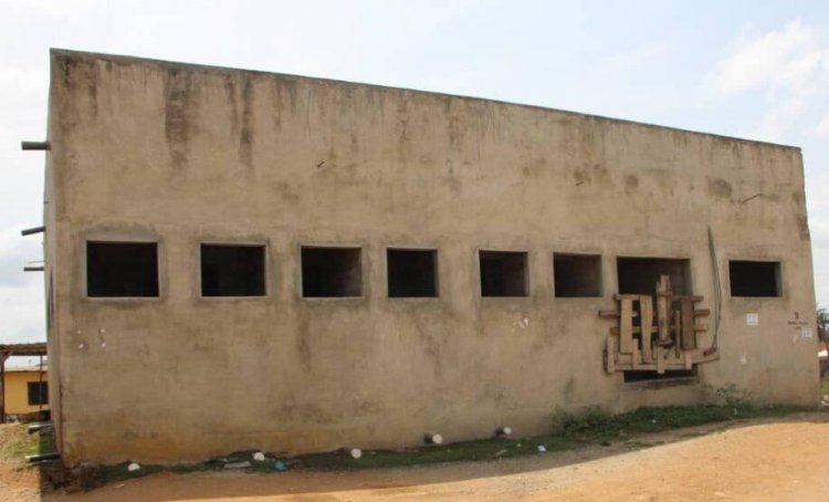 Abandoned Ghana First Toilet Facilities Turns Wee Hub In Koftown
