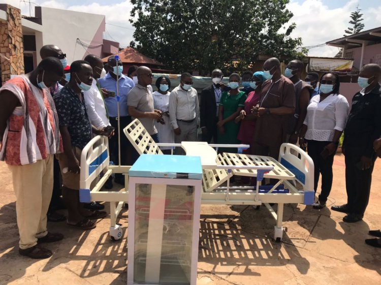 Nhyiaeso MP and Rebecca Foundation donate Ultra Modern Hospital Beds to Suntreso Hospital