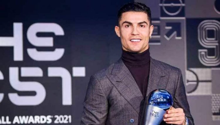 Cristiano Ronaldo Wins FIFA Special Award For All-Time International Goals