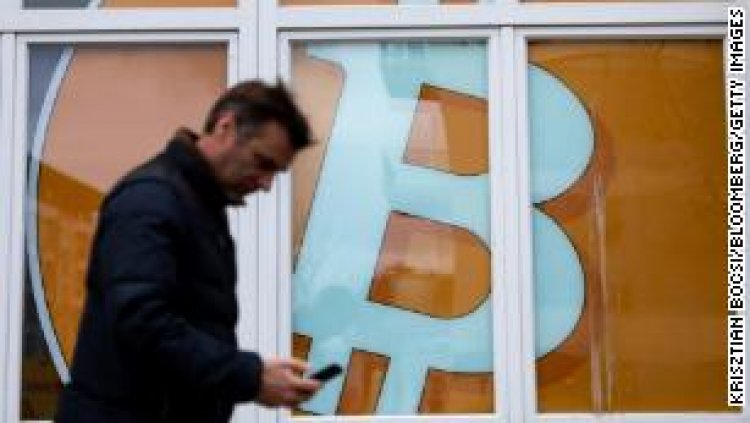 Bitcoin price falls after Russia attacks Ukraine