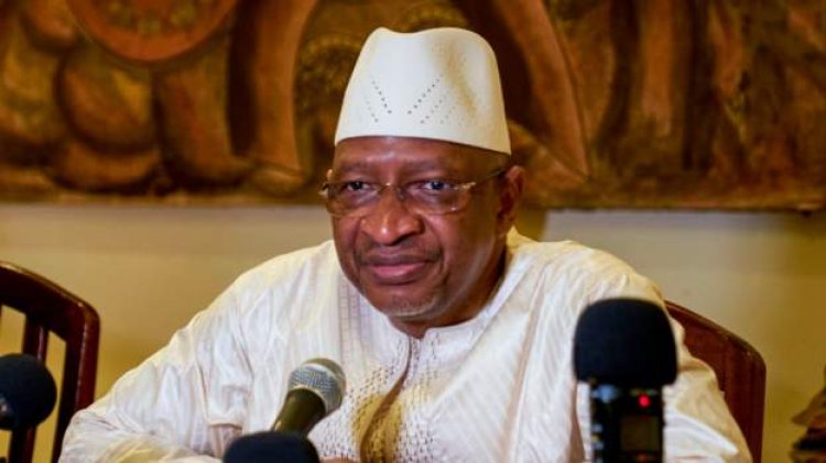 Former Mali Prime Minister Boubèye Maga has died in jail.