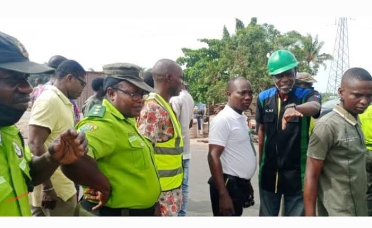 Ogun, Lagos Governments To Clear Illegal Structures On Badagry-Agbara Expressway