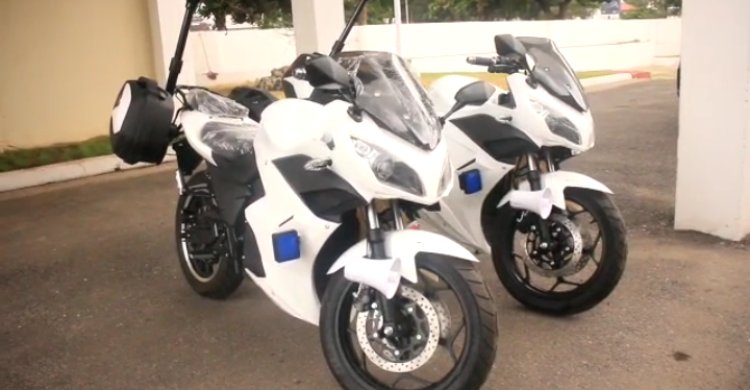NPP's Hajia Fati gifts Ghana Police Service Rechargable motorbikes to fight crime