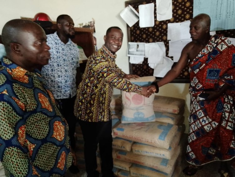 Nkwanta South Member of Parliament donates bags of cement to breweniase health centre