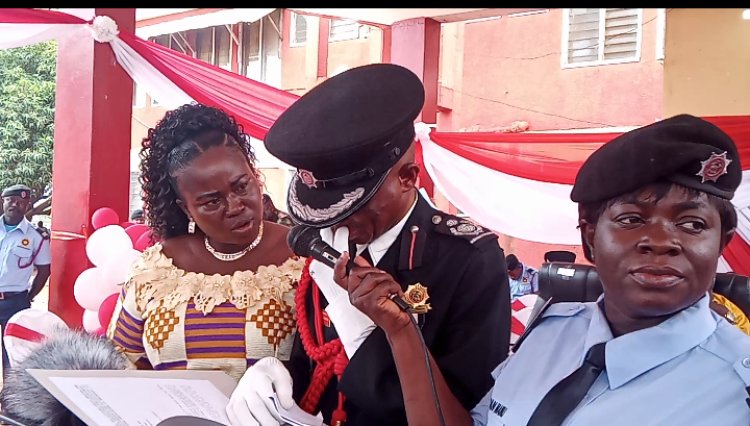 Outgoing Deputy Northern Regional Fire Commander advises personnel to uphold team spirit