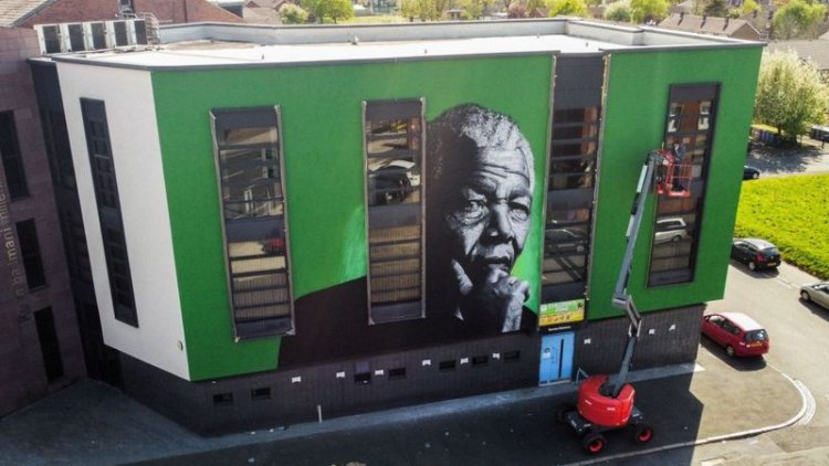 In Liverpool, a mural of Nelson Mandela was revealed.