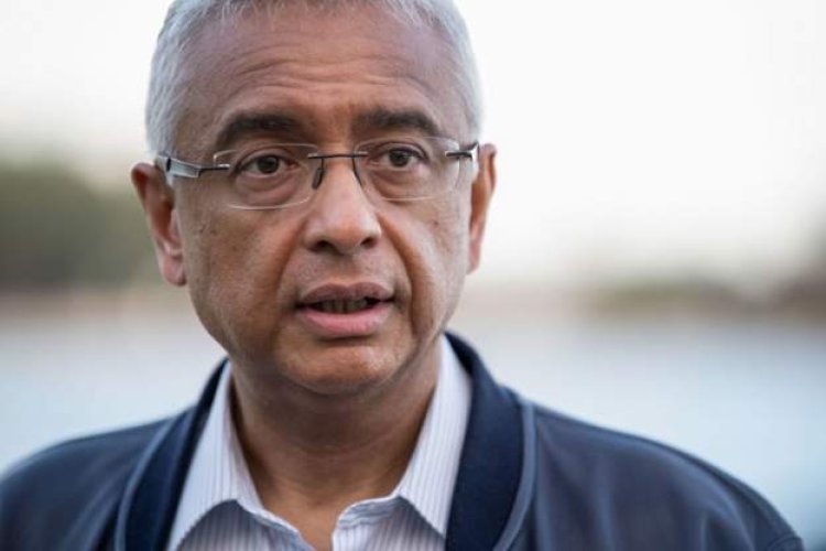 The government of Mauritius is facing a vote of no confidence.
