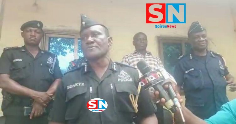 Ashanti Regional Police Commander Meets Sanso  Residents To Calm Tension