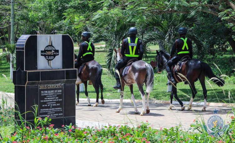 Ghana Police Horses goes to various Universities for a Week.