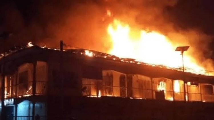 EEDC Office Set Ablaze in Anambra State