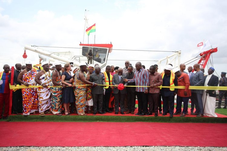 Akufo-Addo unveils ultra-modern dredgers of Dredge Masters