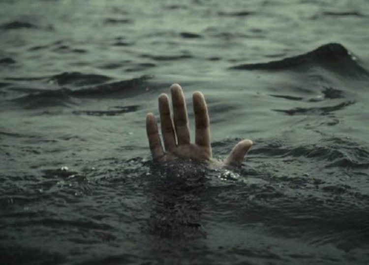 At Aplaku Hill, two teenagers drowned in a pool