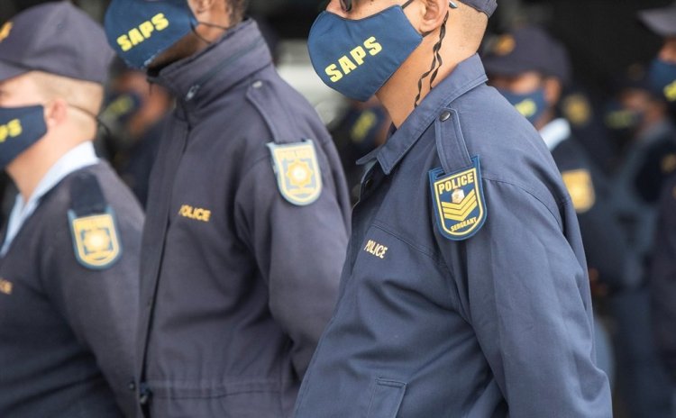 SA drops pregnant police trainees - report