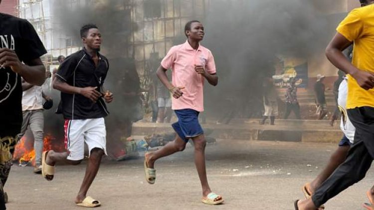 Sierra Leone violence condemned as curfew imposed