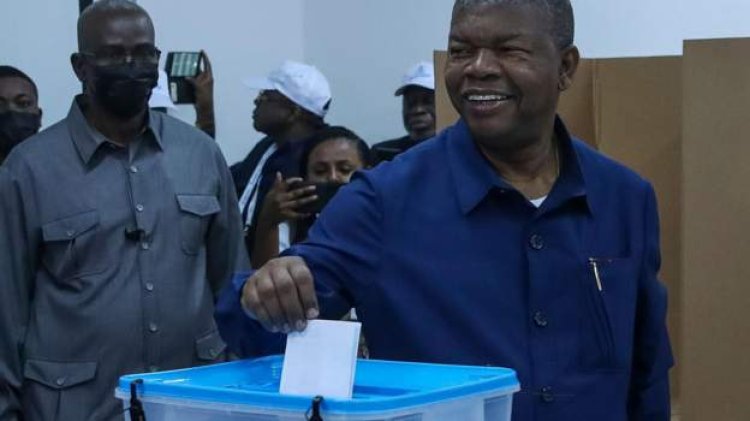 Angola president votes in highly contested polls