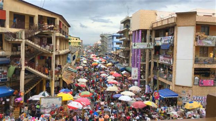 Ghana traders threaten to close shops over inflation