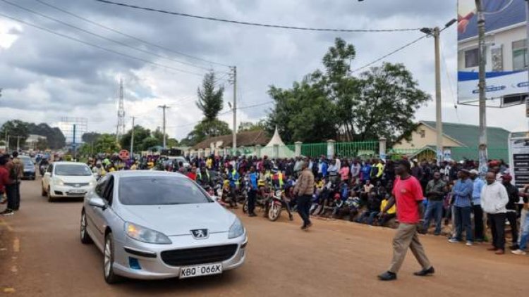 Crowds gather to follow verdict in Ruto's stronghold