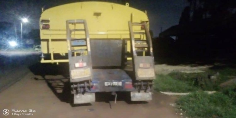 Strange  Object Suspected To Be  Bomb found on a Trailer at Tema 2 Roundabout