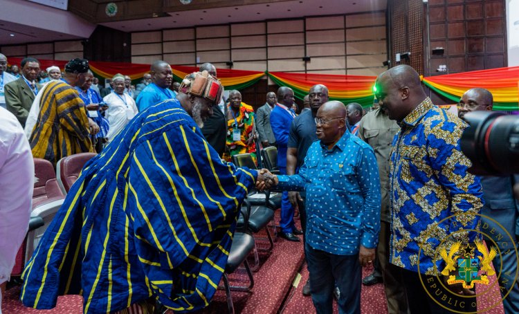President Akufo-Addo Commends Lands Commission
