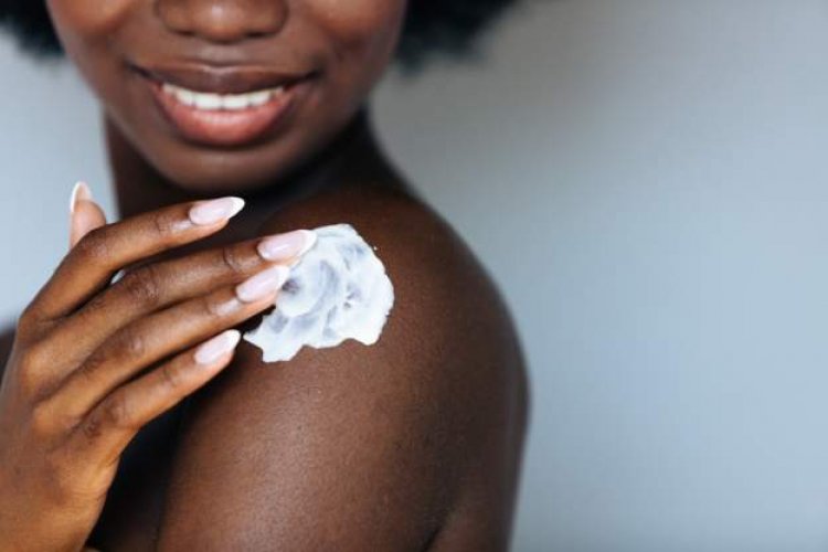 Mozambique burns 'cancer-causing' cosmetics