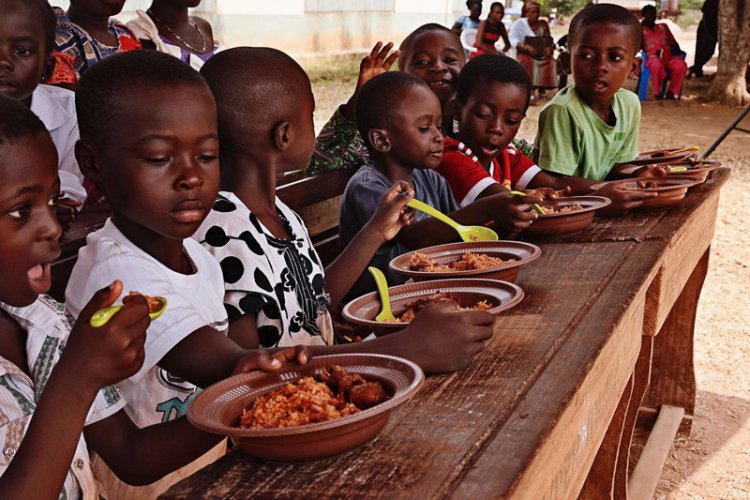 Abundant Child Development Centre and Compassion Ghana Celebrate Christmas With Children