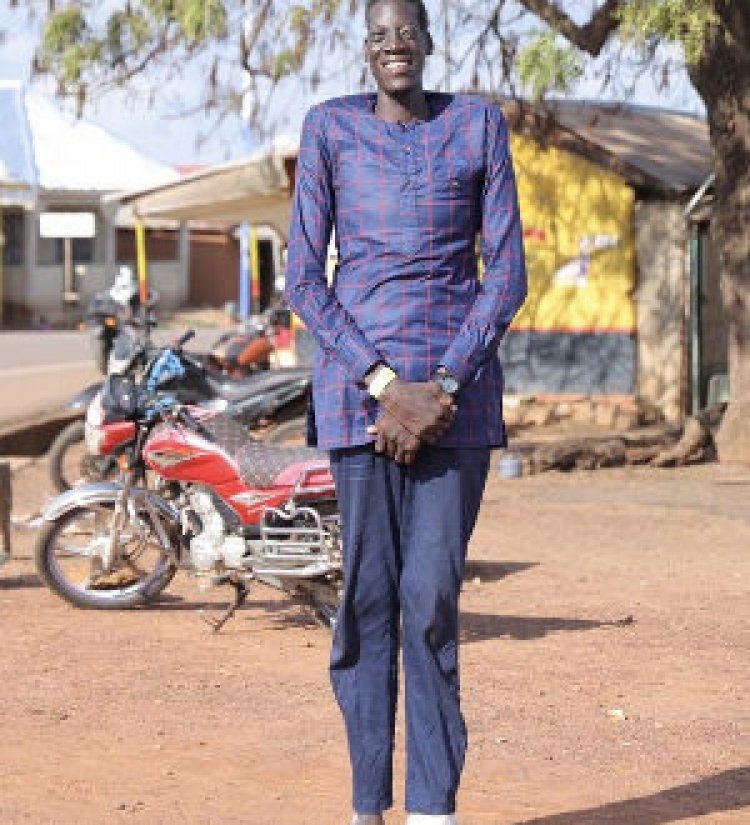 Health Condition Of Ghana’s tallest man conditions disturbs Ghana’s tallest man