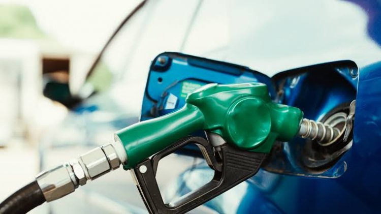 Fuel Scarcity Returns In Nigeria, Price Hits N300 Per Litre