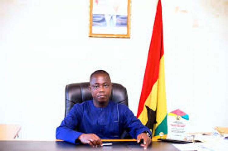 Twifo Atti-morkwa DCE Lauds Akufo-Addo For Improving Education In Ghana 