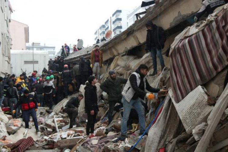 Total estimated death toll exceeds 1,200