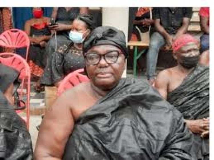 Sunyani Queen-mother Wages War On Sanitation Offenders, Drivers & Traders